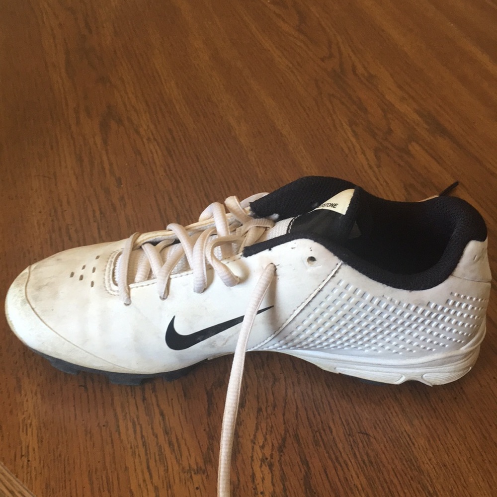 Nike baseball shoes